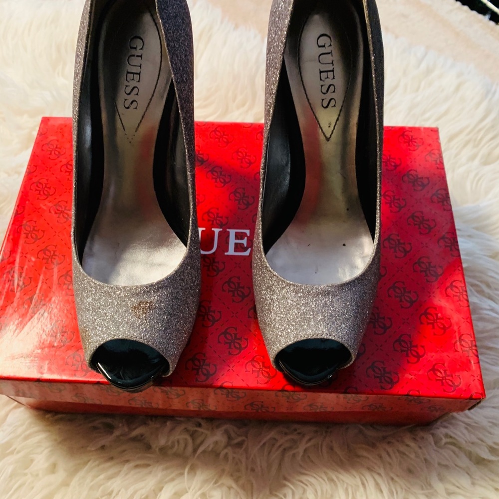 Guess Heels - image 4